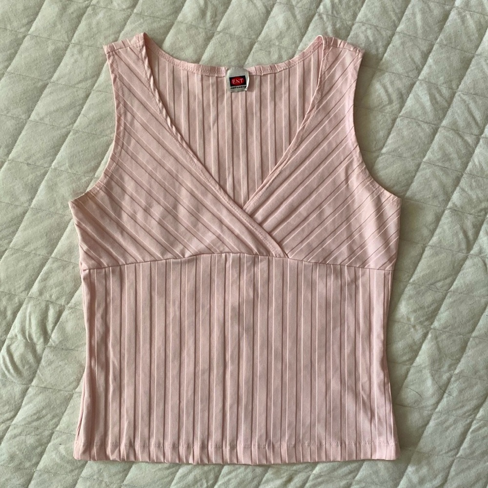 Beautiful Vintage Light Pink V-Neck Tank Entrancy Size M